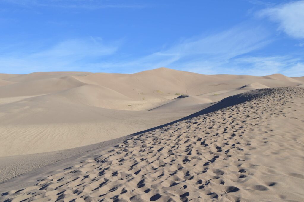 sand dunes picture